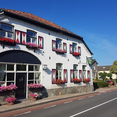 B&B Hotel Gasthoeve Het Valkennest Oud-Valkenburg Kültér fotó